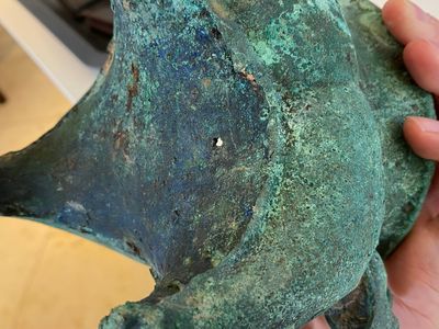 Een Chinese bronzen 'he' wijnkan, Westelijke Zhou, ca. 11e-8e v.C. — foto 11