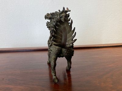 Een Chinese bronzen qilin, wellicht Kangxi — foto 4