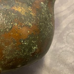 Een Chinese bronzen schenkkan in de vorm van een draak, Qing — foto 11