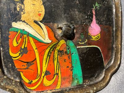 Een Chinese bronzen spiegel beschilderd met het portret van een dame, Tang — foto 5