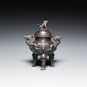 Een Chinese bronzen wierookbrander met deksel, Xuande merk, 19e eeuw — foto 3