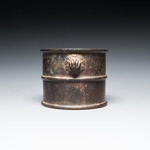 Een Chinese bronzen wierookbrander met dierenkoppen als handgrepen, Xuande merk, Kangxi — foto 3