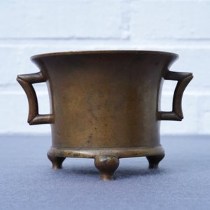 Een Chinese bronzen wierookbrander, Xuande merk, 17/18e eeuw — foto 21