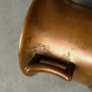 Een Chinese bronzen wierookbrander, Xuande merk, 17/18e eeuw — foto 8