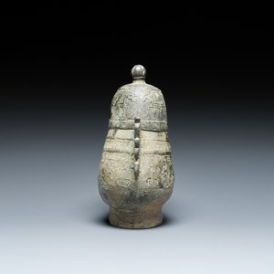 Een Chinese bronzen 'you' of rituele wijnkan, Zhou, ca. 11e-9e v.C. — foto 3
