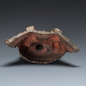 Een Chinese bronzen Zhen Wu met sporen van lakwerk, Ming — foto 6