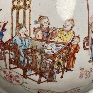 Een Chinese Canton email theepot op komfoor, Qianlong — foto 17
