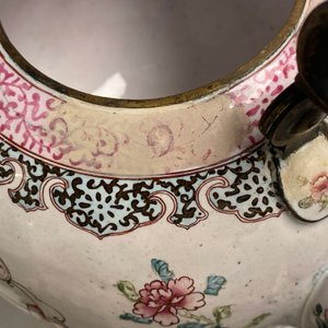 Een Chinese Canton email theepot op komfoor, Qianlong — foto 8