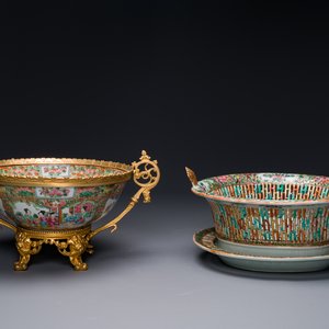 Een Chinese Canton famille rose opengewerkte mand op onderschotel en een kom met vergulde bronzen monturen, 19e eeuw — foto 1