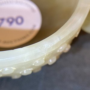 Een Chinese celadon jade 'libation cup', Ming — foto 12