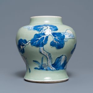 Een Chinese celadon vaas met blauw-wit en onderglazuur rood decor, Kangxi — foto 5
