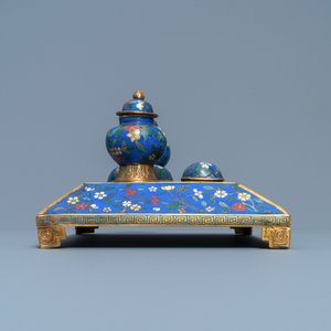Een Chinese cloisonné bureauset, 19e eeuw — foto 3