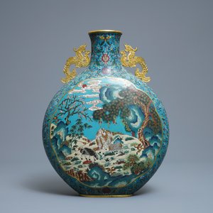 Een Chinese cloisonné 'moonflask' vaas met herten en kraanvogels, Qianlong merk, 19e eeuw — foto 3