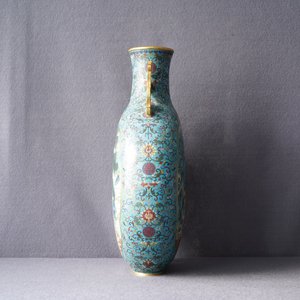 Een Chinese cloisonné 'moonflask' vaas met herten en kraanvogels, Qianlong merk, 19e eeuw — foto 10