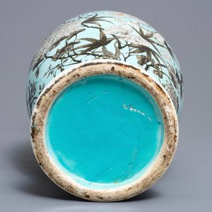 Een Chinese Dayazhai-stijl vaas met turquoise fondkleur, 19e eeuw — foto 6