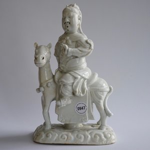 Een Chinese Dehua blanc de Chine figuur van Guandi, God van de oorlog, Ming Dynastie, Chongzhen (1627–1644) — foto 8