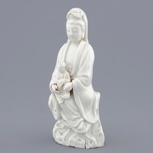 Een Chinese Dehua blanc de Chine figuur van Guanyin met kind, 19e eeuw — foto 1