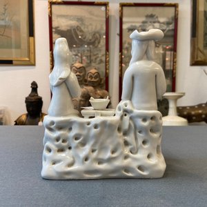 Een Chinese Dehua blanc de Chine groep van een Nederlands gezin, Kangxi — foto 11