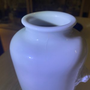 Een Chinese Dehua blanc de Chine rouleau vaas, Kangxi — foto 15