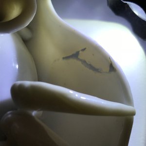 Een Chinese Dehua blanc de Chine waterdruppelaar in de vorm van een krab, Kangxi — foto 13