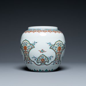 Een Chinese doucai vaas, Yongzheng merk, Republiek — foto 2