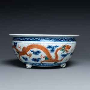 Een Chinese doucai wierookbrander met draken, 19e eeuw — foto 5