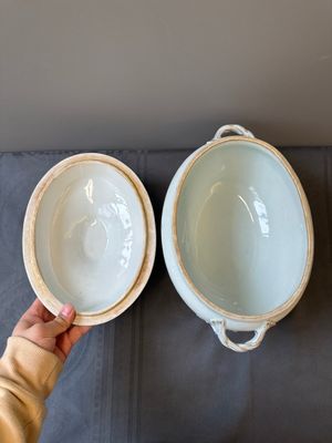Een Chinese export blauw-geëmailleerde en vergulde dekselterrine met monogram, Qianlong — foto 6