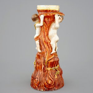 Een Chinese export porseleinen faux bois sokkel voor een fruitschaal, Qianlong, 18e eeuw — foto 1