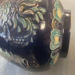 Een Chinese fahua vaas met eenden in een lotusvijver, Ming — foto 19