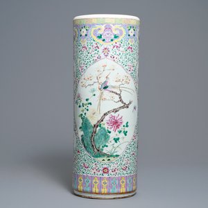 Een Chinese famille rose cilindrische vaas met vogels en bloemen, 19e eeuw — foto 3