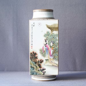 Een Chinese famille rose cong vaas, gesign. Zhang Songmao, gedat. 2002 — foto 20