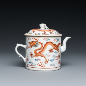 Een Chinese famille rose 'draken' theepot met deksel, Qingwan 清玩 merk, 19e eeuw — foto 4