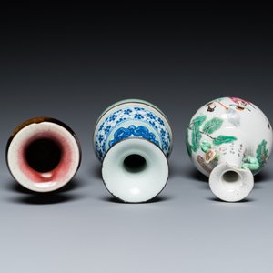 Een Chinese famille rose, een flambé en een blauw-witte celadon vaas, 19/20e eeuw — foto 6