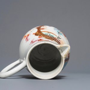Een Chinese famille rose kan met figuratief decor, Yongzheng — foto 7