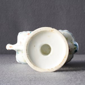 Een Chinese famille rose kan met 'Tabaksbladeren' decor, Qianlong — foto 12