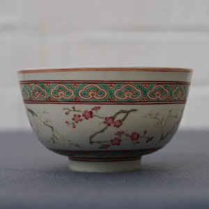 Een Chinese famille rose kom met floraal decor, Shen De Tang Zhi merk, 19/20e eeuw — foto 16