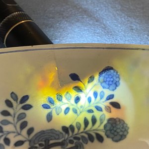 Een Chinese famille rose kom met gele sgraffito fondkleur, Daoguang merk en periode — foto 10