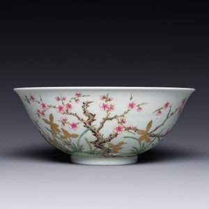 Een Chinese famille rose kom met pruimenbloesem, Shen De Tang Zhi 慎德堂製 merk, 19/20e eeuw — foto 2