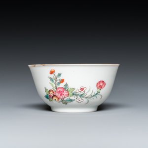 Een Chinese famille rose kop en schotel met de wapens van van Isselmuden en van Haersolte voor de Nederlandse markt, Qianlong — foto 6