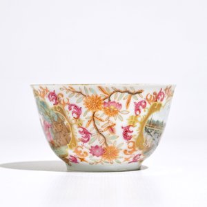 Een Chinese famille rose kop en schotel met decor van "Peter de Grote", Qianlong — foto 7