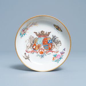 Een Chinese famille rose kop en schotel voor de Nederlandse markt met de wapens van Van Scholten en Wesele, Qianlong — foto 2
