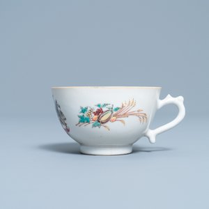 Een Chinese famille rose kop en schotel voor de Nederlandse markt met de wapens van Van Scholten en Wesele, Qianlong — foto 4