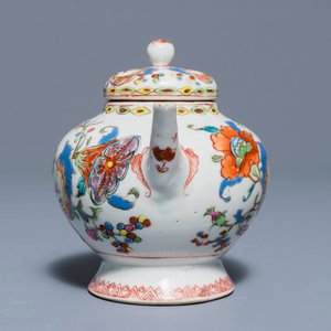 Een Chinese famille rose 'Pompadour' theepot met deksel, Qianlong — foto 4