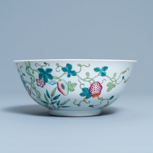 Een Chinese famille rose 'sanduo' kom, Guangxu merk en periode — foto 2