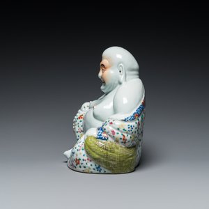 Een Chinese famille rose sculptuur van Boeddha op houten sokkel, Zhu Mao Ji Zao 朱茂記造 merk, Republiek — foto 5