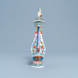 Een Chinese famille rose 'Shou' dekselkan, Qianlong — foto 5