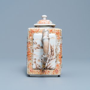 Een Chinese famille rose theepot en deksel met mandarijns decor, Qianlong — foto 5
