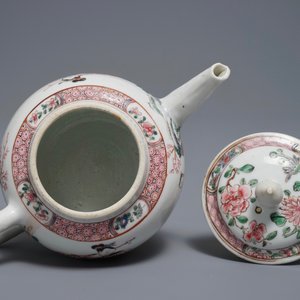 Een Chinese famille rose theepot met de onsterfelijke Lan Cai He, Yongzheng — foto 5