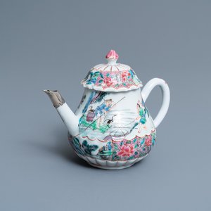 Een Chinese famille rose theepot met vissers, Yongzheng — foto 1