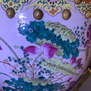 Een Chinese famille rose tuinzit met eenden in een lotusvijver, 19e eeuw — foto 18
